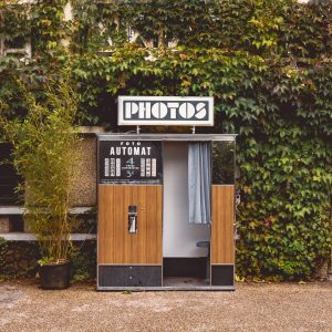 Type of Photo Booths and Props to Use With